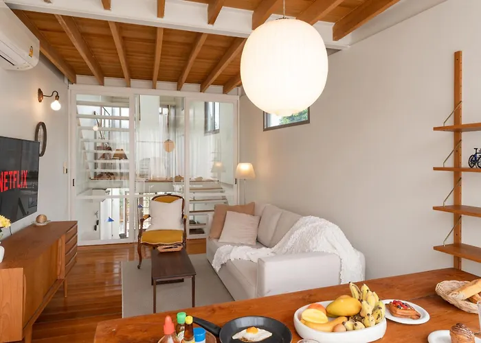 Feriehus Sunny Three-storyev/wifi/workdesk/fullkitchen Bangkok